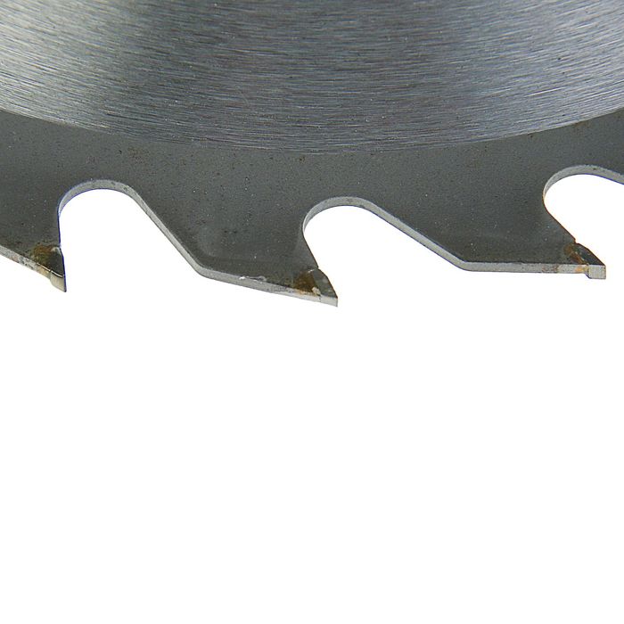 Диск пильный по дереву LOM 200 х 30 х 24 зуба + кольцо 20/30 и 16/30