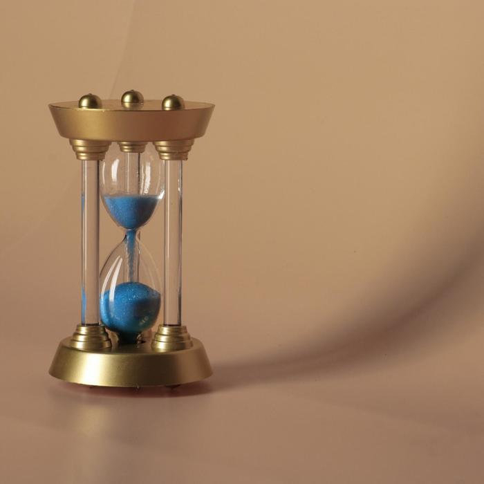часы песочные, пластик на 3 стекл. Ножках микс 7*13см микс песка
