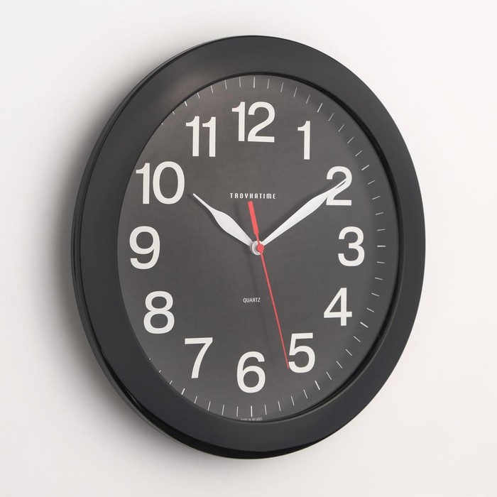 фото Часы настенные, серия: классика, d=29 см, черный обод тройка