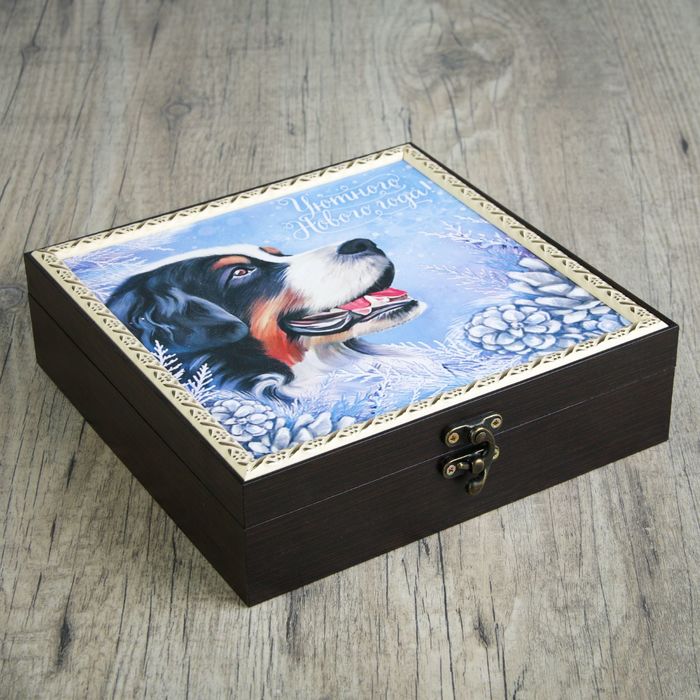 Шкатулка "Уютного Нового года" венге 20х20х6,5 см