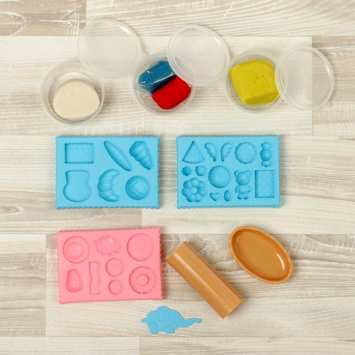 Набор массы для лепки "Кондитерская", 2 х 35 г + 2 х 15 г