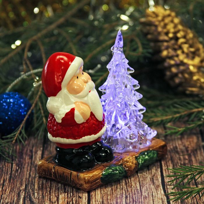 Сувенир керамика световой "Дед Мороз у ёлочки" 9х7,5х4,5 см