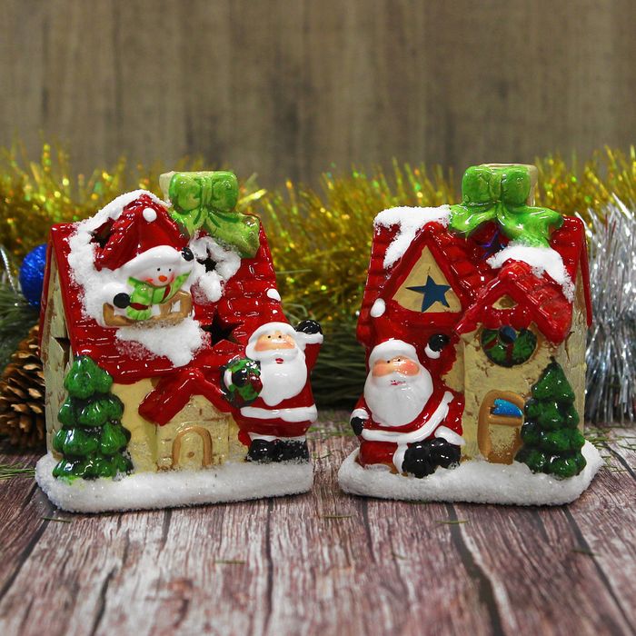 Сувенир керамика свет"Дед Мороз и снеговичок у домика с красной черепицей"МИКС 11х8,8х6,5см