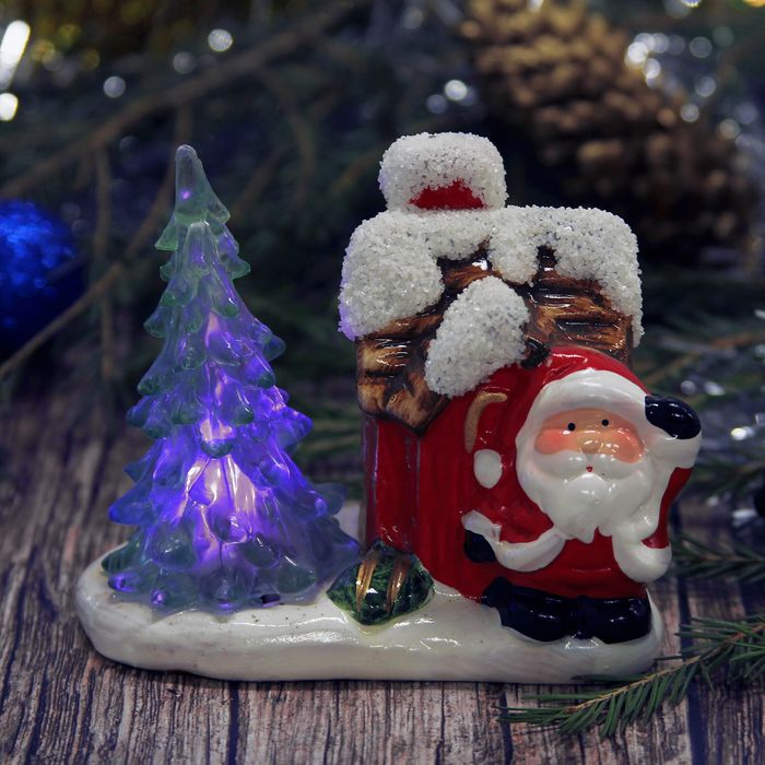 Сувенир керамика световой "Дед Мороз у домика" 8,5х9,3х5,3 см