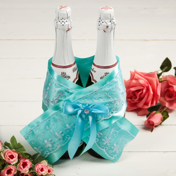 Одежда для шампанского "Бант кружевной свадебный"