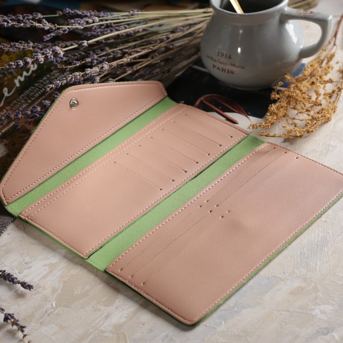 Кошелёк женский, 3 отдела, отдел для карт, цвет бежевый