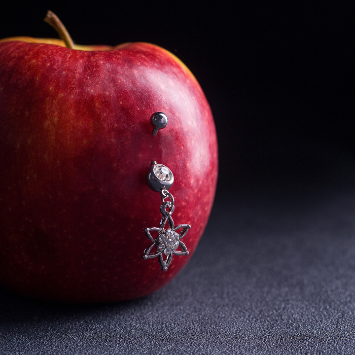 Пирсинг в пупок "Цветок" лилия, цвет белый в серебре, фас 6 шт