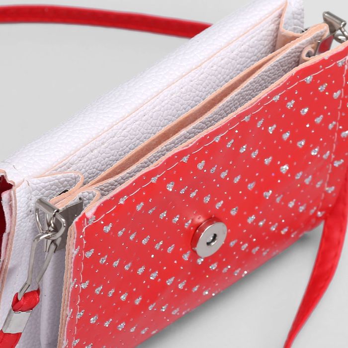 Сумка детская "Шарм", 2 отдела на клапане, длинный ремень, цвет красный