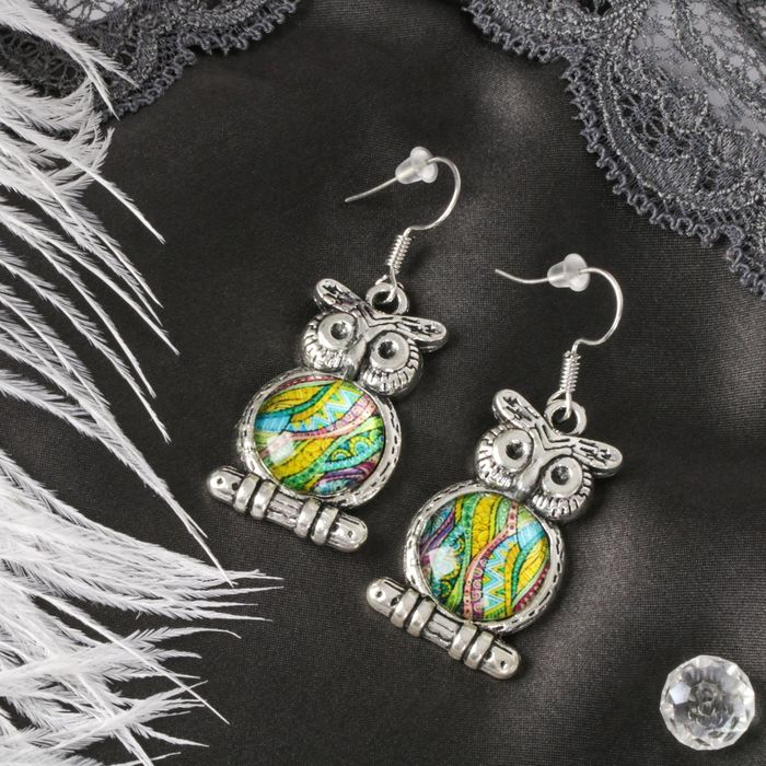 Серьги из стекла Candy сова на ветке, цветные в чернёном серебре