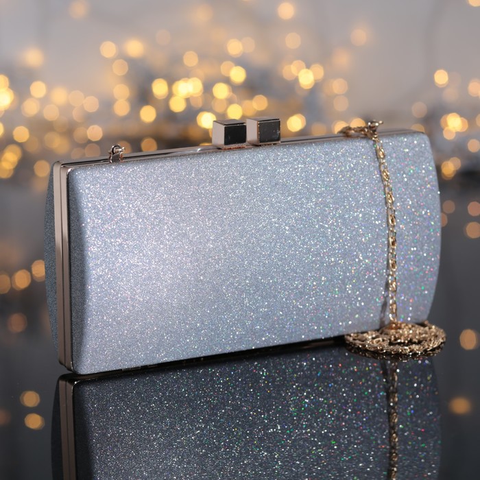 Клатч женский, отдел на фермуаре, длинная цепь, цвет серебристый