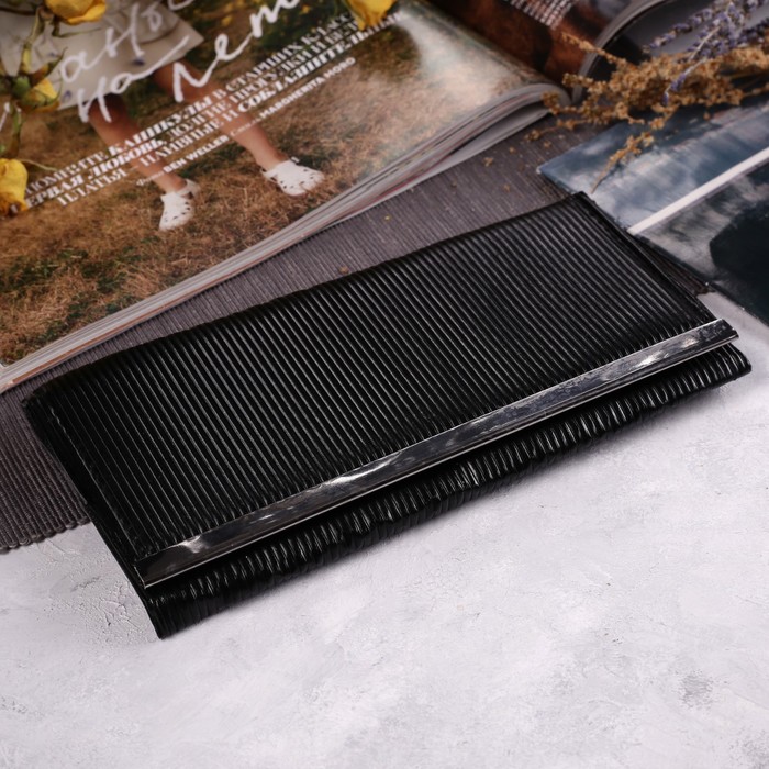 Кошелёк женский на клапане, 4 отдела, для карт, цвет чёрный