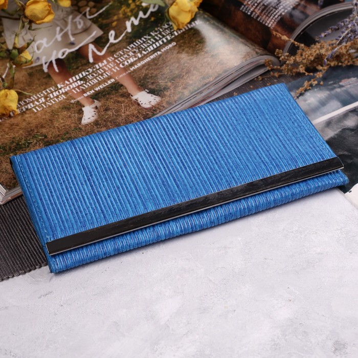 Кошелёк женский на клапане, 4 отдела, для карт, цвет голубой