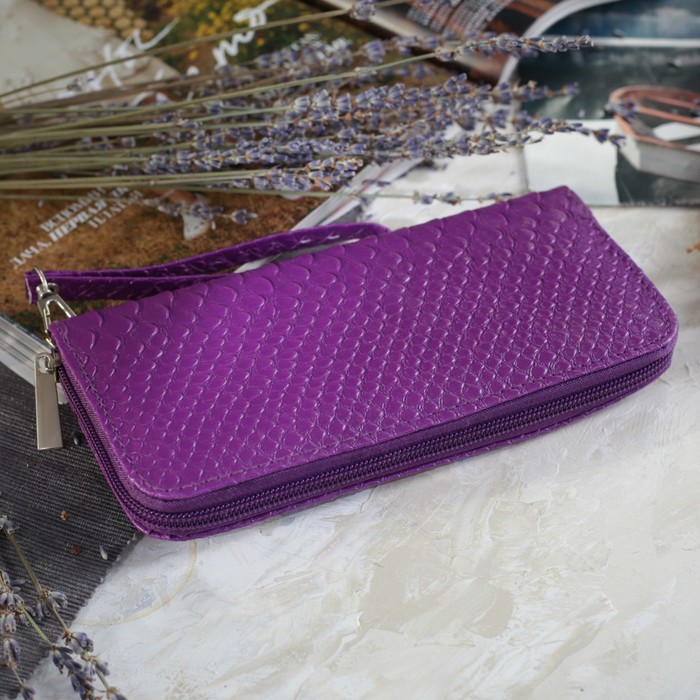 Кошелёк женский на молнии, с ручкой, 2 отдела, отдел для монет, карт, цвет фиолетовый