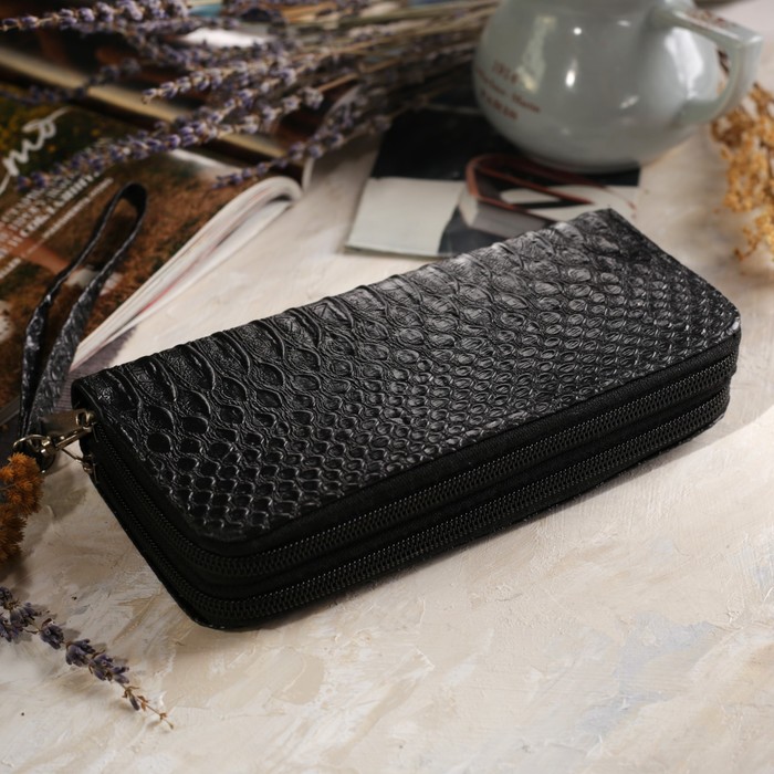 Кошелёк женский на молнии, с ручкой, 5 отделов, отдел для карт, цвет чёрный