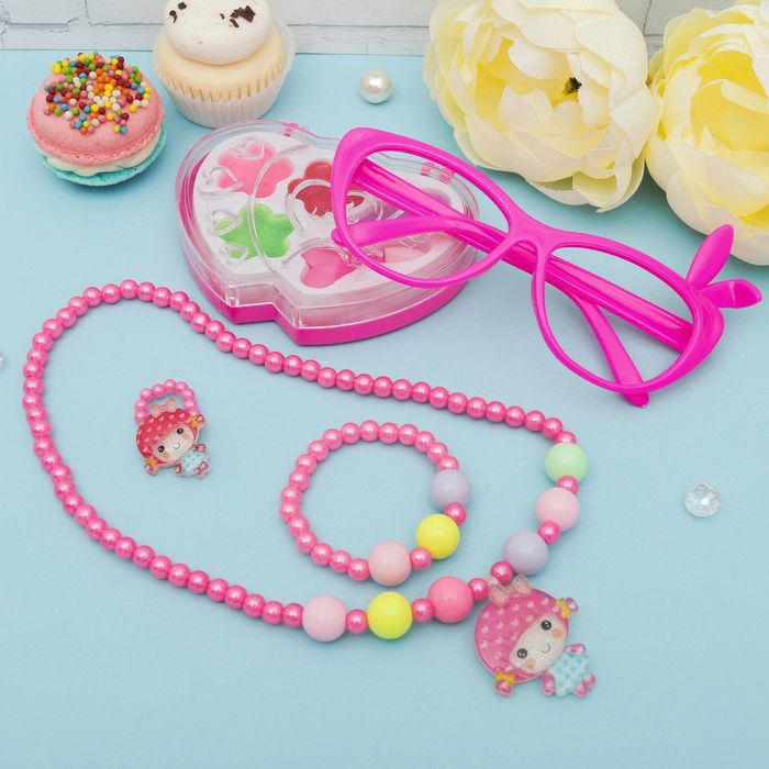 Набор детский "Выбражулька" 5 предметов: блеск для губ, очки, бусы, браслет, кольцо, цвет МИКС, форма МИКС