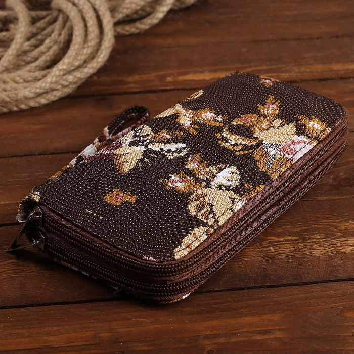 Кошелёк женский на молнии, с ручкой, 5 отделов, отдел для карт, цвет коричневый