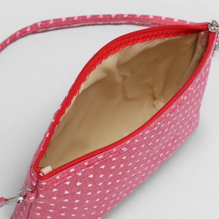 Сумка детская "Сердца" отдел на молнии, длинный ремень, цвет красный