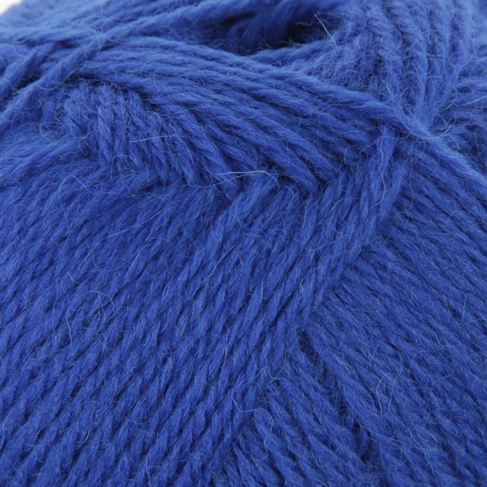 Пряжа "Новозеландская" 100% шерсть 250м/100гр (0170, василек)