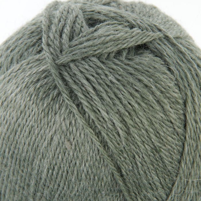 Пряжа "Алиса" 50% шерсть, 50% вискоза 300м/100гр (0242, омут)