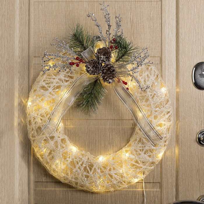 Фигура акрил. "Венок с шишками белый" d=47 см,20 ламп,220V, ТЕПЛ. БЕЛ