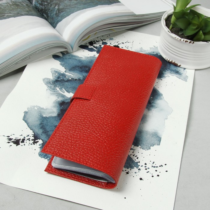 Визитница на кнопке, 2 ряда, 32 кармана, цвет алый