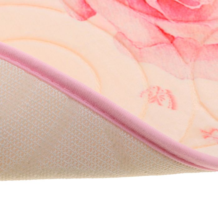 Коврик для ванной "Розы и бабочки"