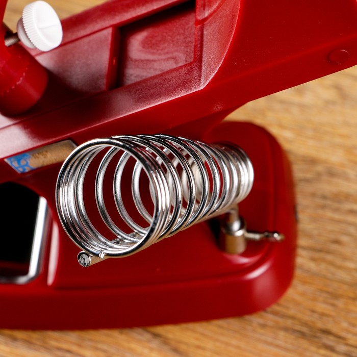 Третья рука для пайки (с зажимом) d=90мм x2,5, d=70мм х10,5 (от 3ААА) подсветка 24*18*15см