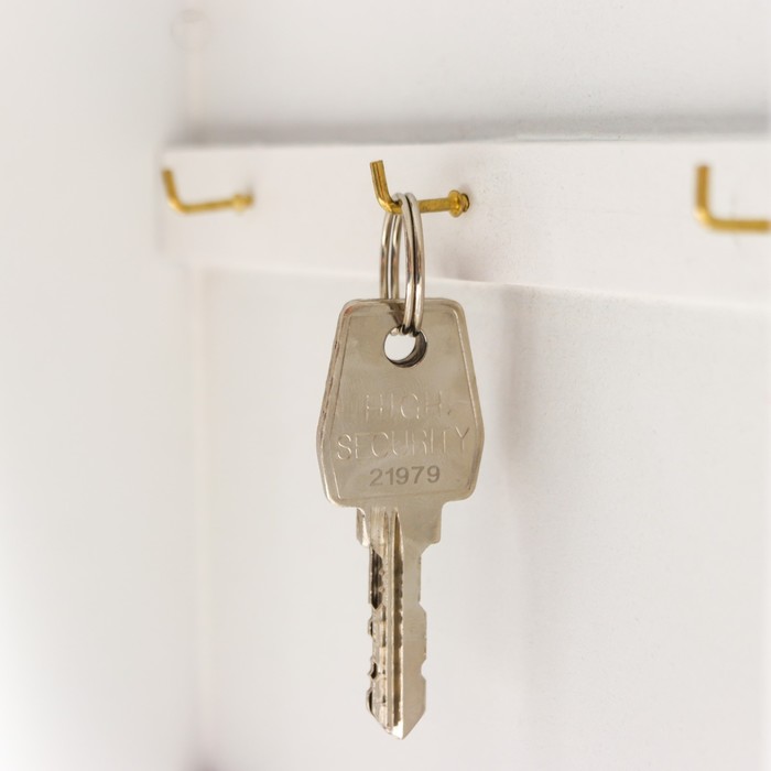 Ключница дерево "Узоры", белая 30х22,5х7 см