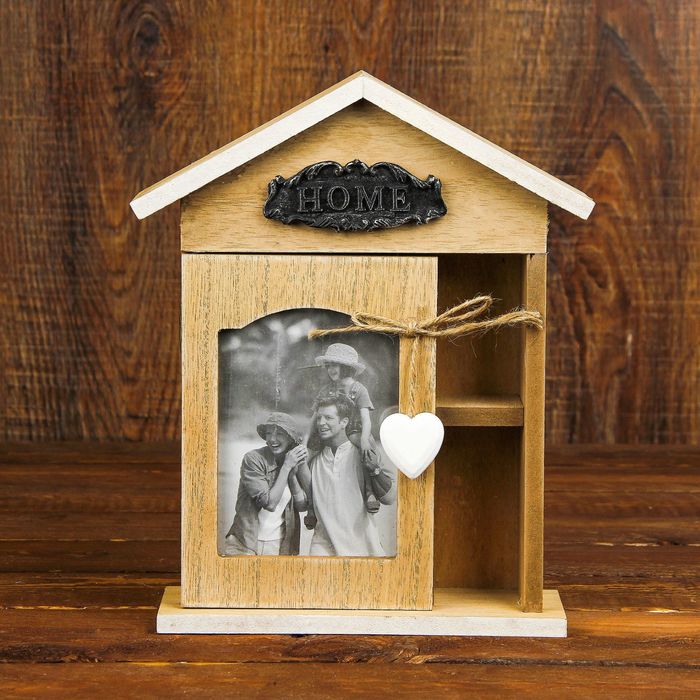 Ключница дерево с фоторамкой и полочкой "Дом. Сердце" 26,5х21,5х6 см