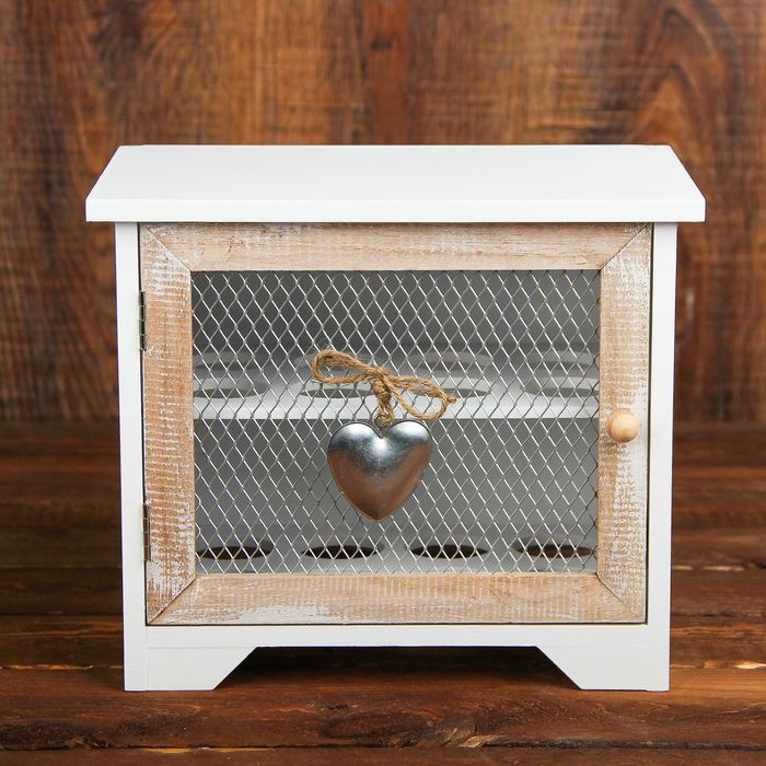 Аптечка дерево "Любовь. Сердца" 21х24,7х15,4 см