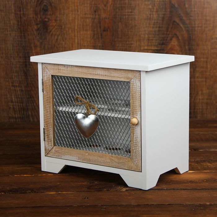 Аптечка дерево "Любовь. Сердца" 21х24,7х15,4 см