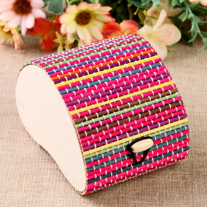 Шкатулка соломка сердце "Радужные полоски" 8х11,5х7 см