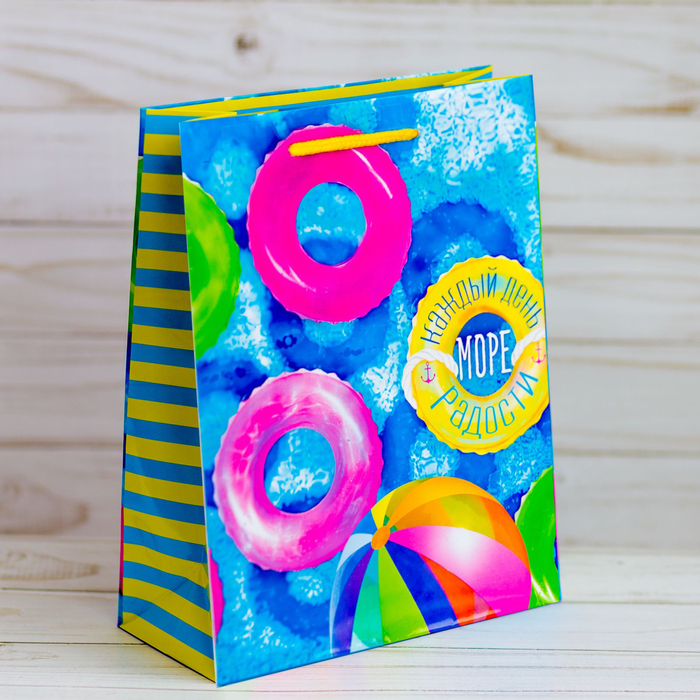 Пакет ламинированный вертикальный «Море радости», MS 18 × 23 × 8 см