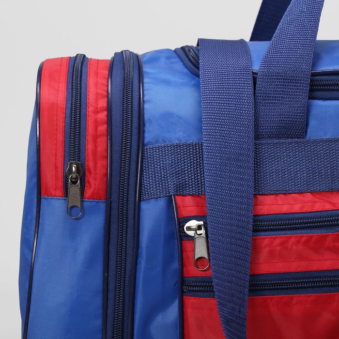 Сумка спортивная, отдел на молнии, 5 наружных карманов, длинный ремень, цвет синий/красный