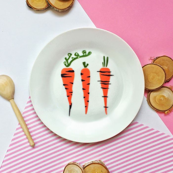 Тарелка 20 см "Морковка" с бортами