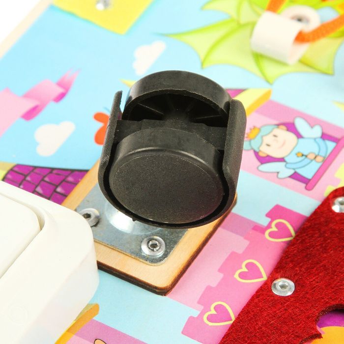 Бизиборд "Сказочное королевство" 25 х 25 см