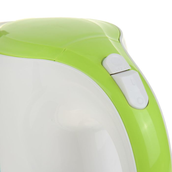 Чайник Magnit RMK-2229, 1.7 л, 2200 Вт, бело-зеленый