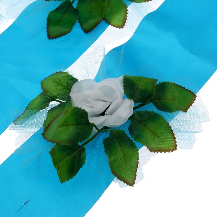 Украшение на капот "3 широкие ленты с цветами", ярко-голубое