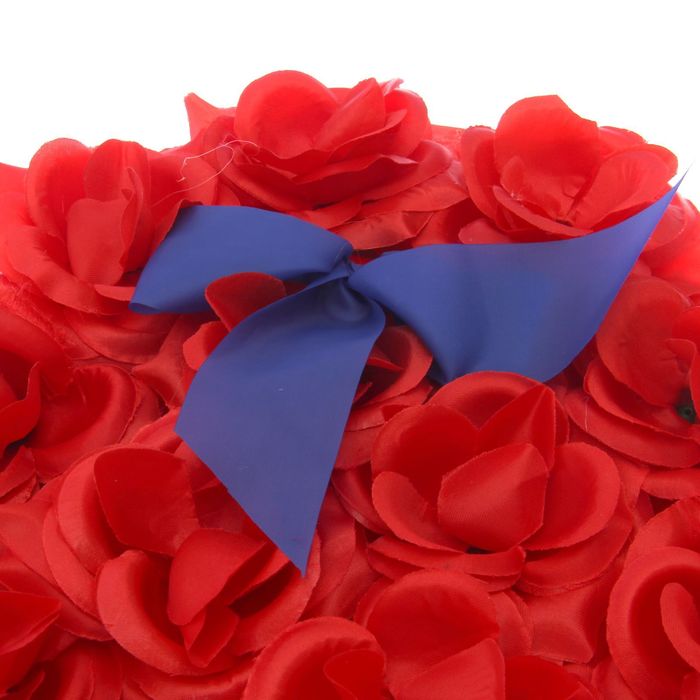 Украшение на капот и радиатор "Два сердца с фатиновой лентой", синий/красный