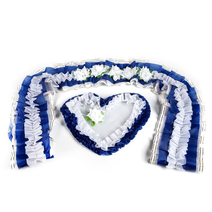 Украшение на капот "Лента и сердце", белый/синий, золотая каёмка