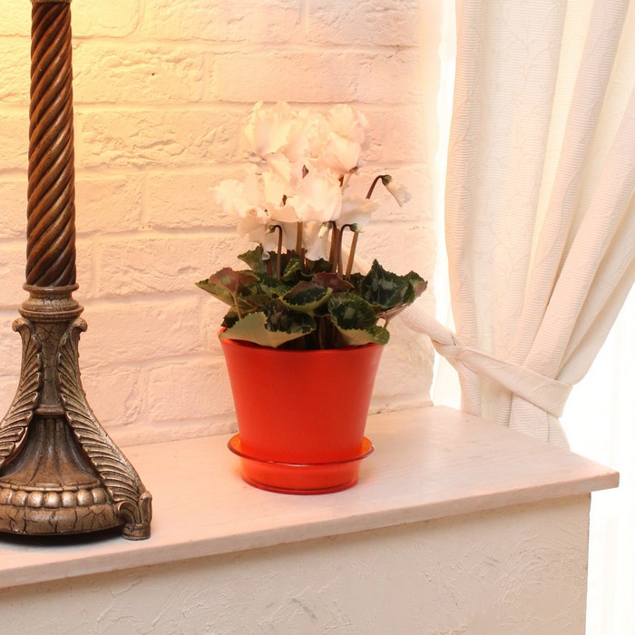 Кашпо 2,4 л "Лантана" d=18 см, цвет оранжевый