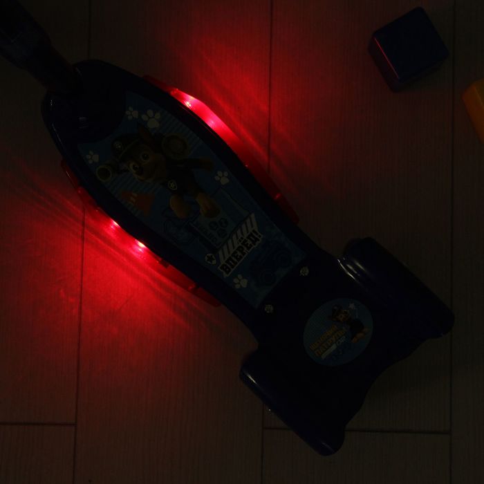 Щенячий патруль. Самокат "ГОНЧИК", 2017 музыка, свет, три колеса PVC d=130/110 мм, цвет синий