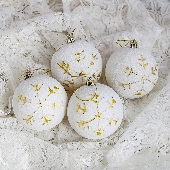 Новогодние шары "Золотые снежинки" (набор 4 шт.)