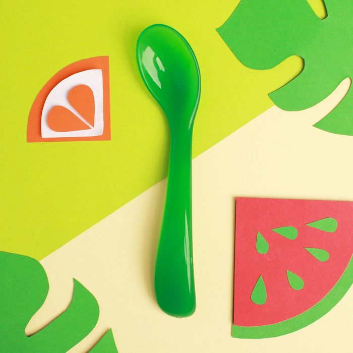 Ложка детская для кормления пластиковая, эргономичная, от 5 мес., цвет зелёный
