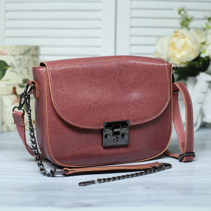 Сумка женская на молнии, 1 отдел с перегородкой, наружный карман, длинный ремень, цвет розовый