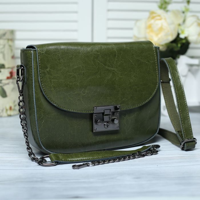 Сумка женская на молнии, 1 отдел с перегородкой, наружный карман, длинный ремень, цвет зелёный