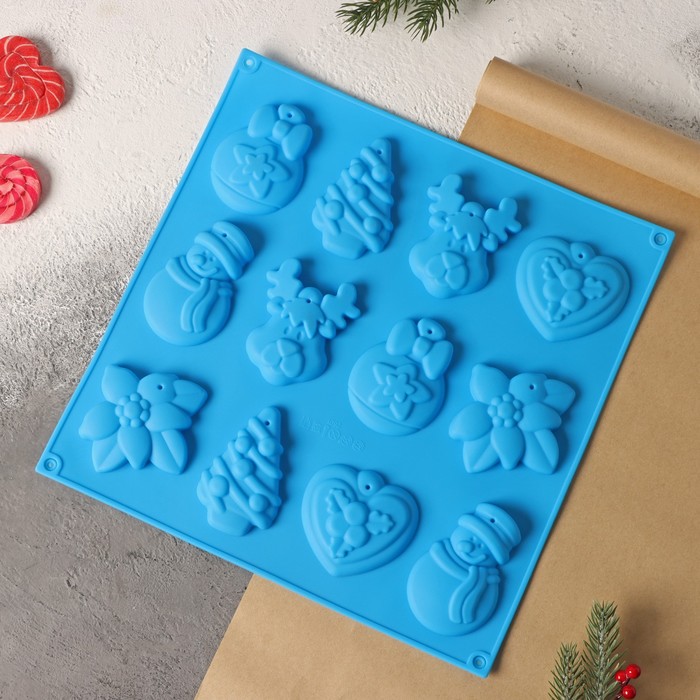 Форма для украшений 3D Доляна «Ёлочные игрушки», силикон, 30×30 см, 12 ячеек, цвет синий форма силиконовая для шоколада 3d доляна подарки под ёлкой 30×30 см 9 ячеек цвет красный