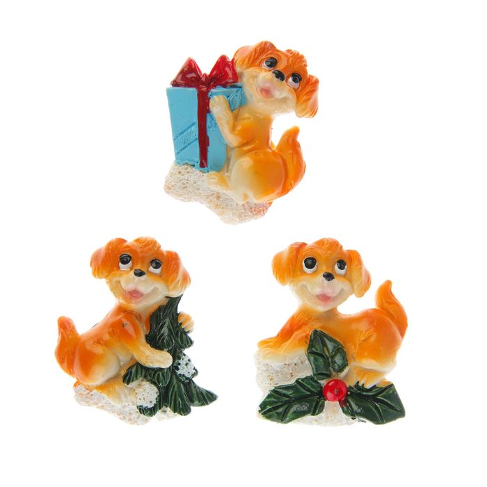 Магнит полистоун "Шарик с новогодним подарком" МИКС 3,5х4,2 см