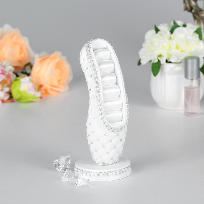 Подставка под кольца "Пуант" 6,5*6,5*16, цвет белый