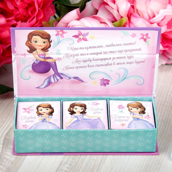 Подарочный набор: фотоальбом на 10 магнитн. листов и памятные коробочки в пенале "Наша любимая малышка", София Прекрасная